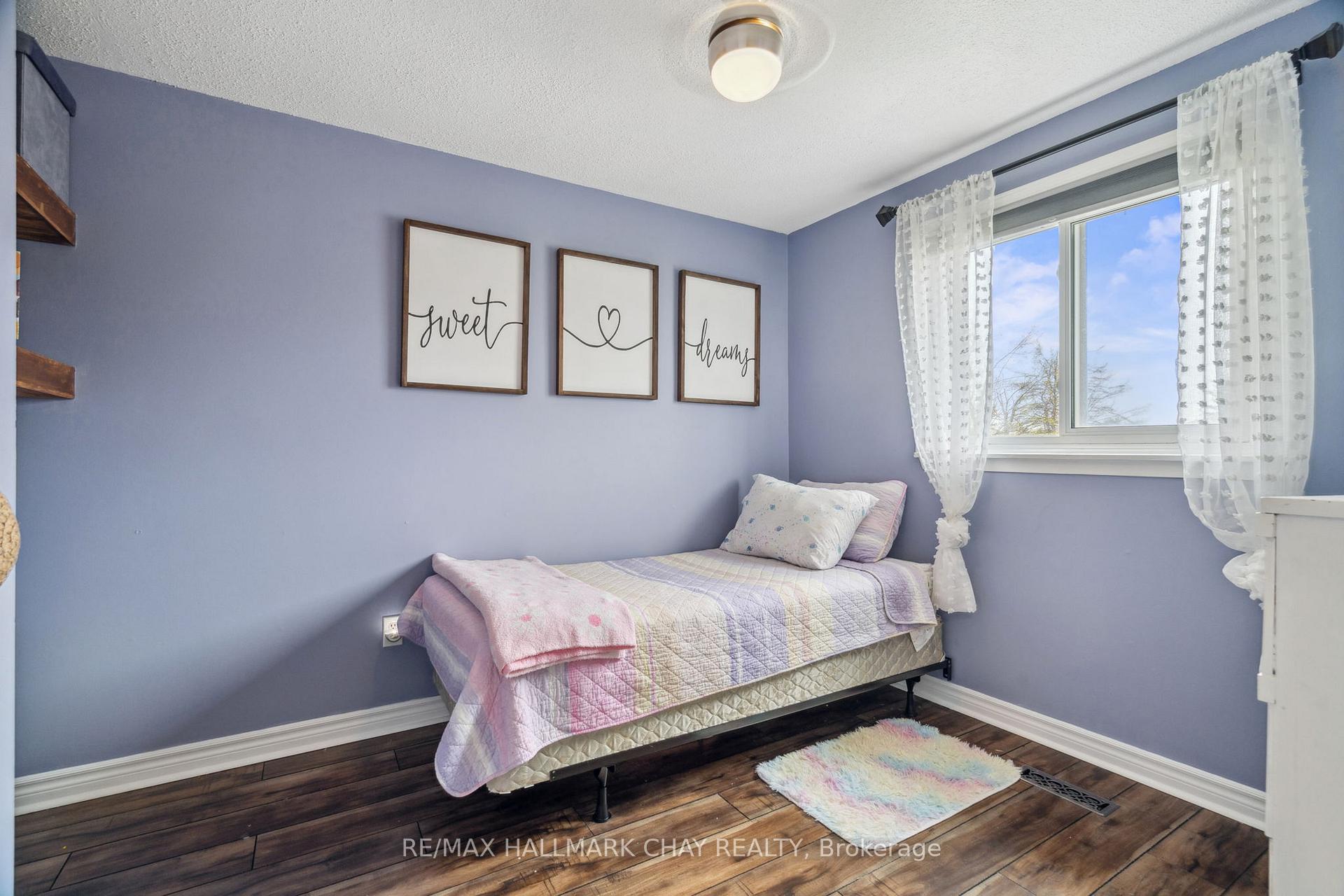 Photo 15 of 47 Janice Drive, Barrie, Sunnidale — HOMEH