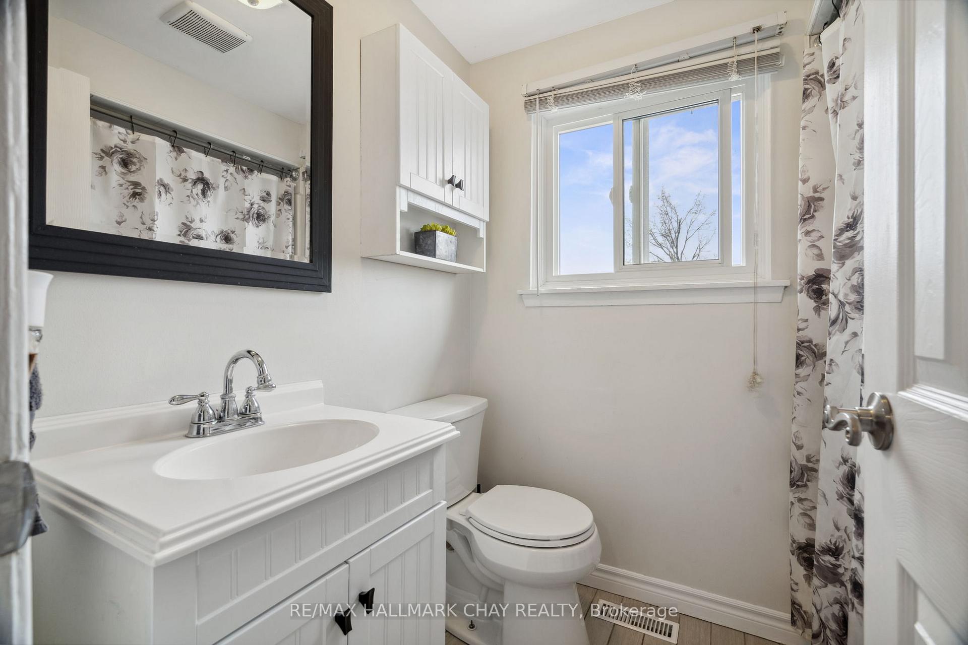 Photo 18 of 47 Janice Drive, Barrie, Sunnidale — HOMEH