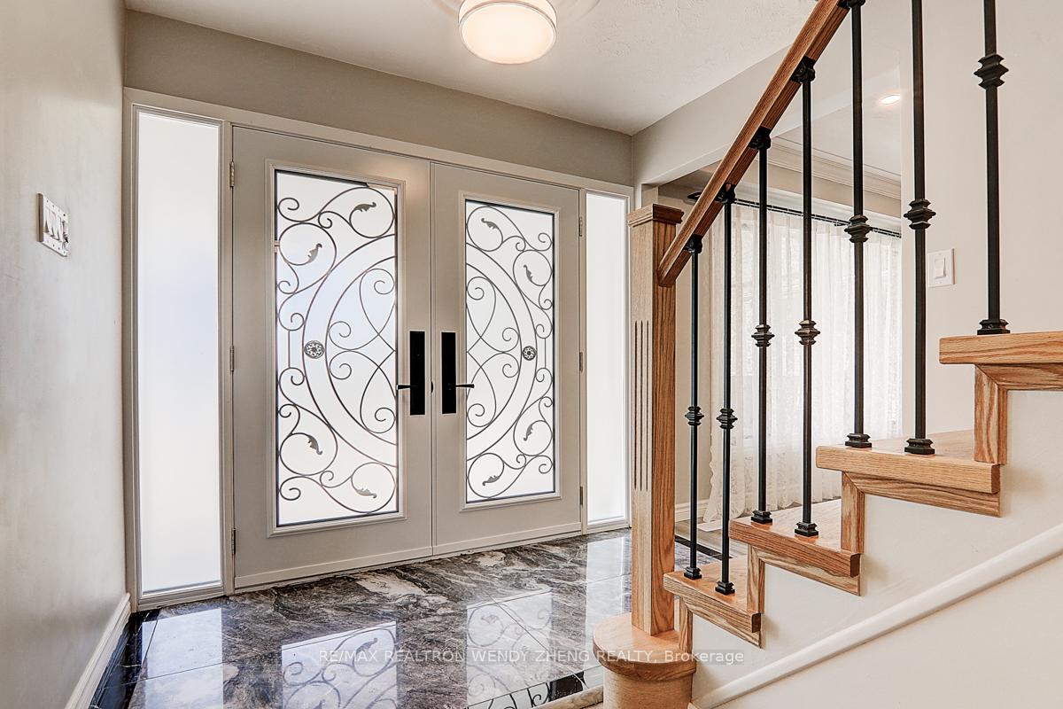 Photo 3 of 128 Letitia Street, Barrie, Letitia Heights — HOMEH