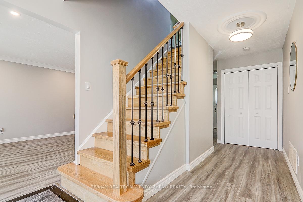 Photo 4 of 128 Letitia Street, Barrie, Letitia Heights — HOMEH