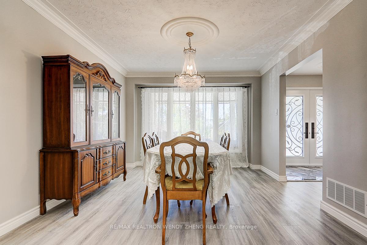 Photo 10 of 128 Letitia Street, Barrie, Letitia Heights — HOMEH