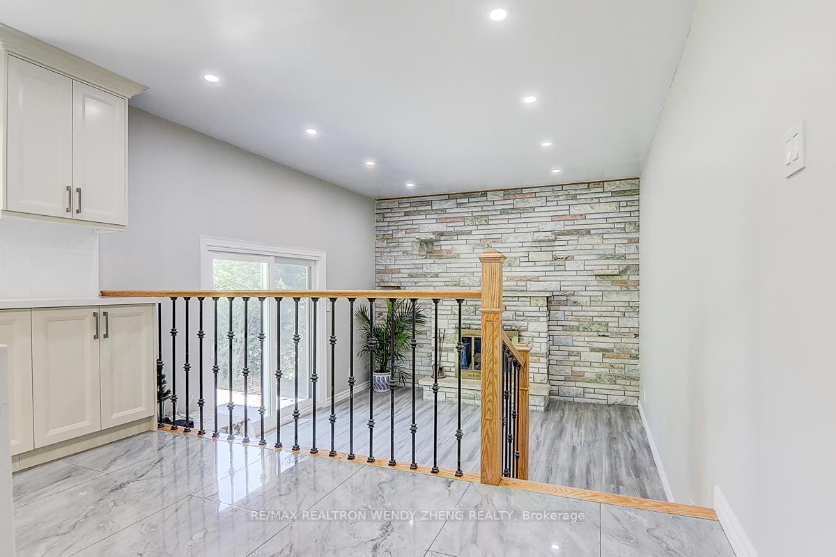 Photo 16 of 128 Letitia Street, Barrie, Letitia Heights — HOMEH
