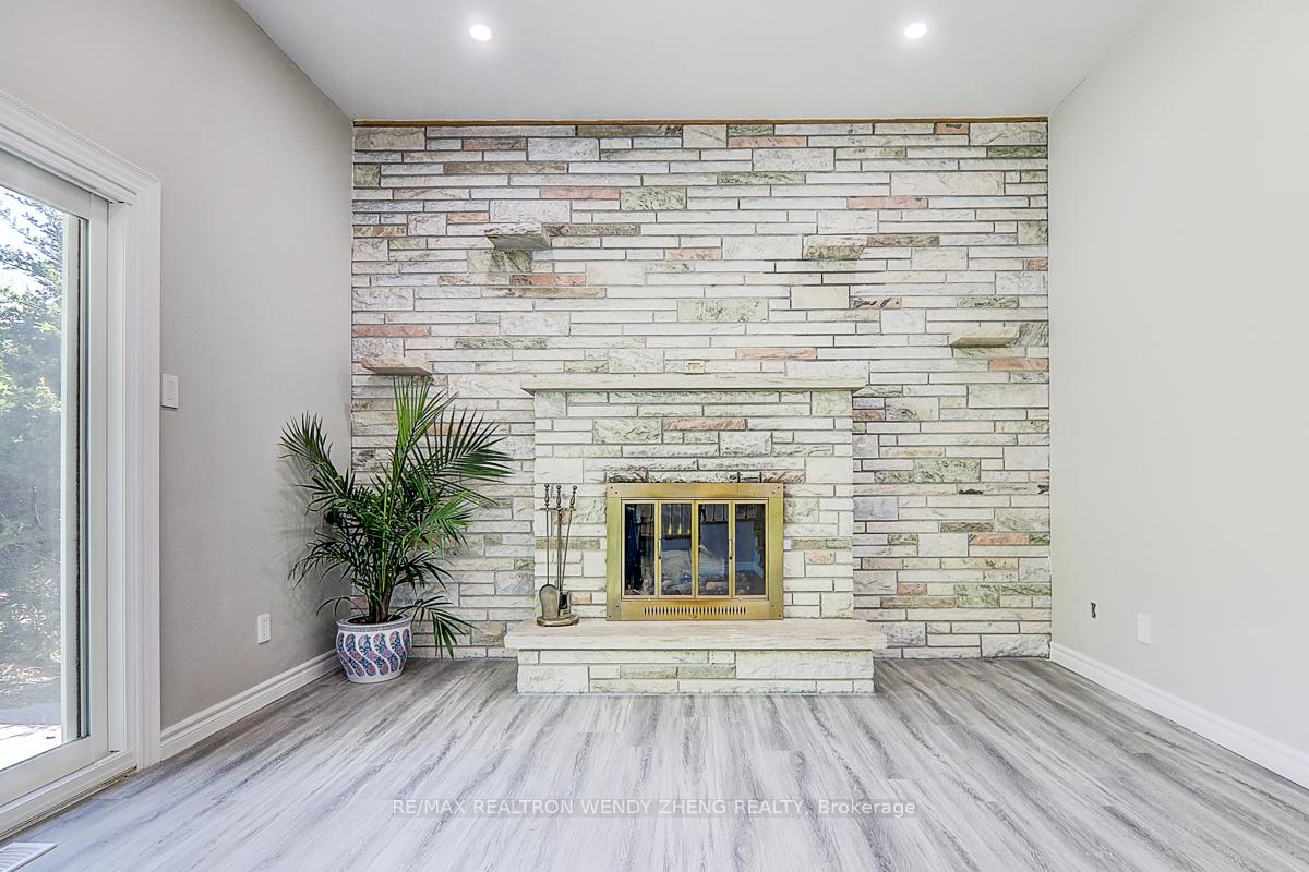Photo 18 of 128 Letitia Street, Barrie, Letitia Heights — HOMEH