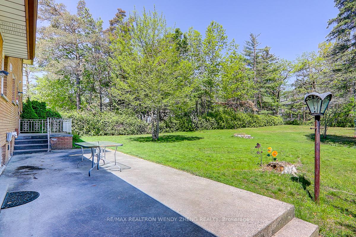 Photo 42 of 128 Letitia Street, Barrie, Letitia Heights — HOMEH