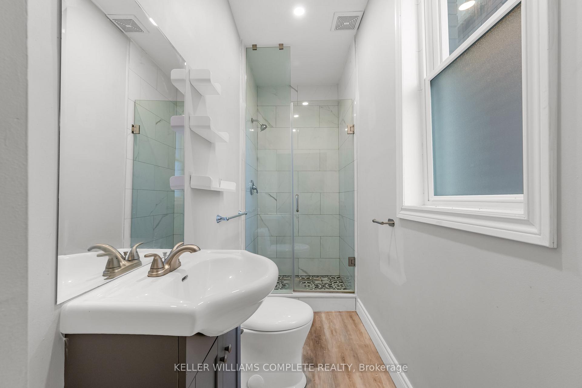 Photo 8 of 199 Balmoral Avenue N, Hamilton, Crown Point — HOMEH