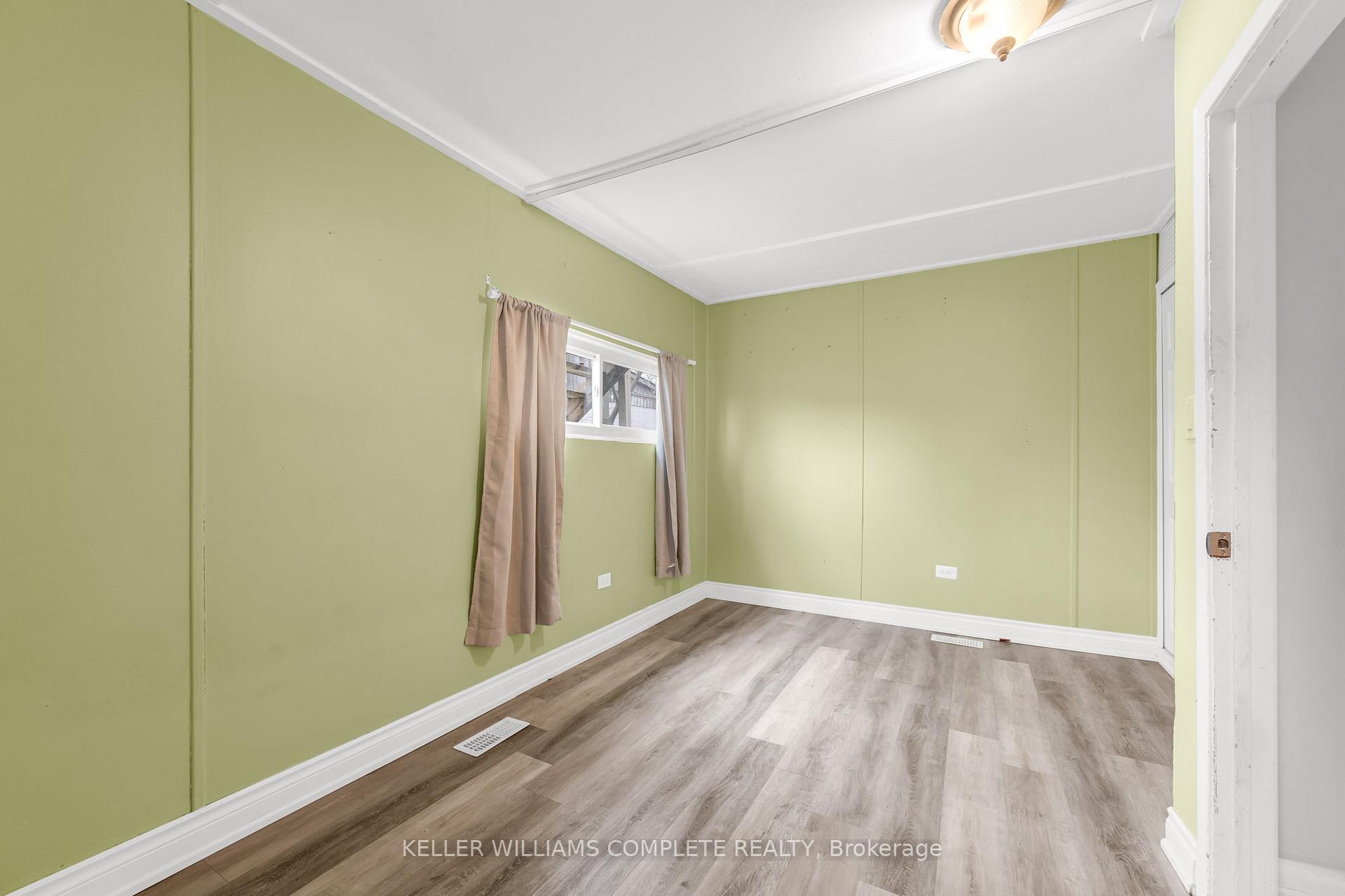 Photo 9 of 199 Balmoral Avenue N, Hamilton, Crown Point — HOMEH