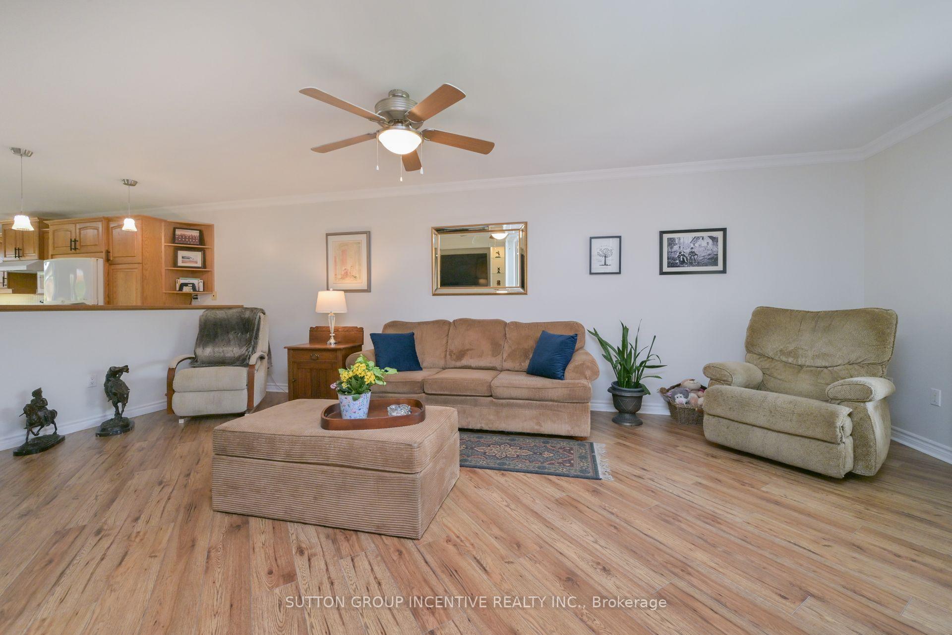Photo 5 of 107 Huronia Road, Barrie, Painswick North — HOMEH
