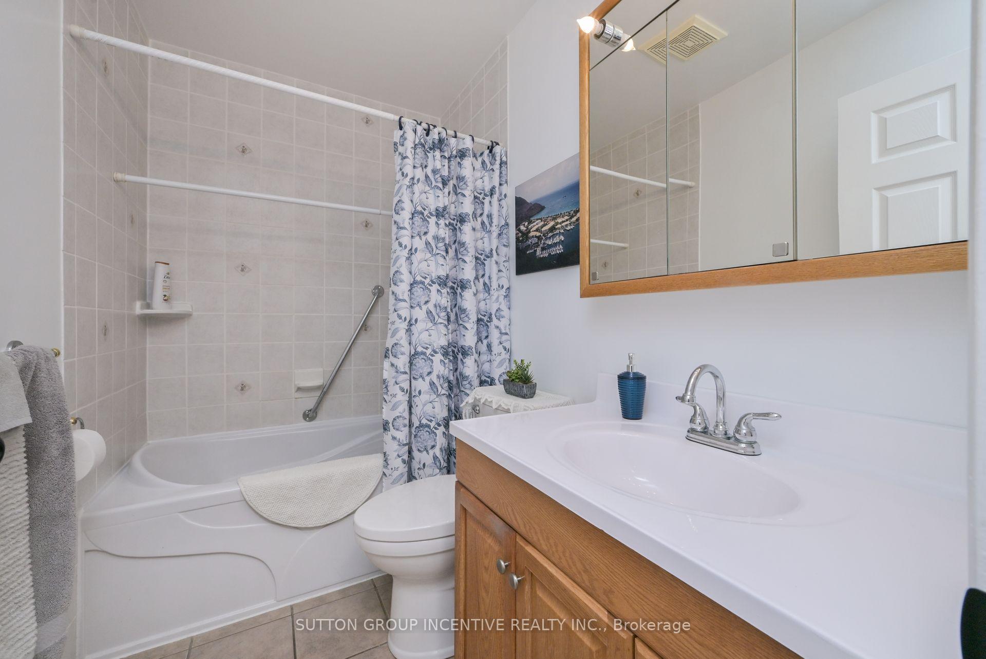 Photo 13 of 107 Huronia Road, Barrie, Painswick North — HOMEH