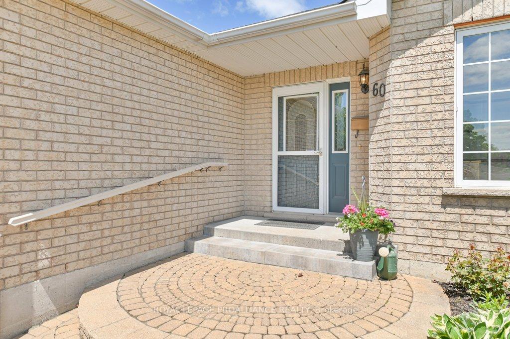 Photo 5 of 60 Hemlock Crescent, Belleville, Belleville Ward — HOMEH