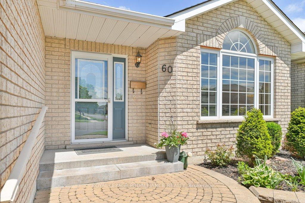 Photo 6 of 60 Hemlock Crescent, Belleville, Belleville Ward — HOMEH