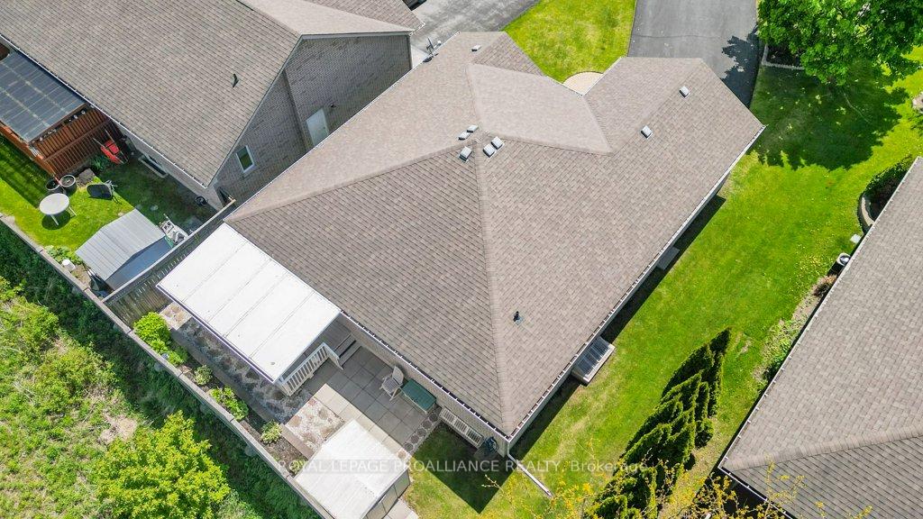Photo 39 of 60 Hemlock Crescent, Belleville, Belleville Ward — HOMEH