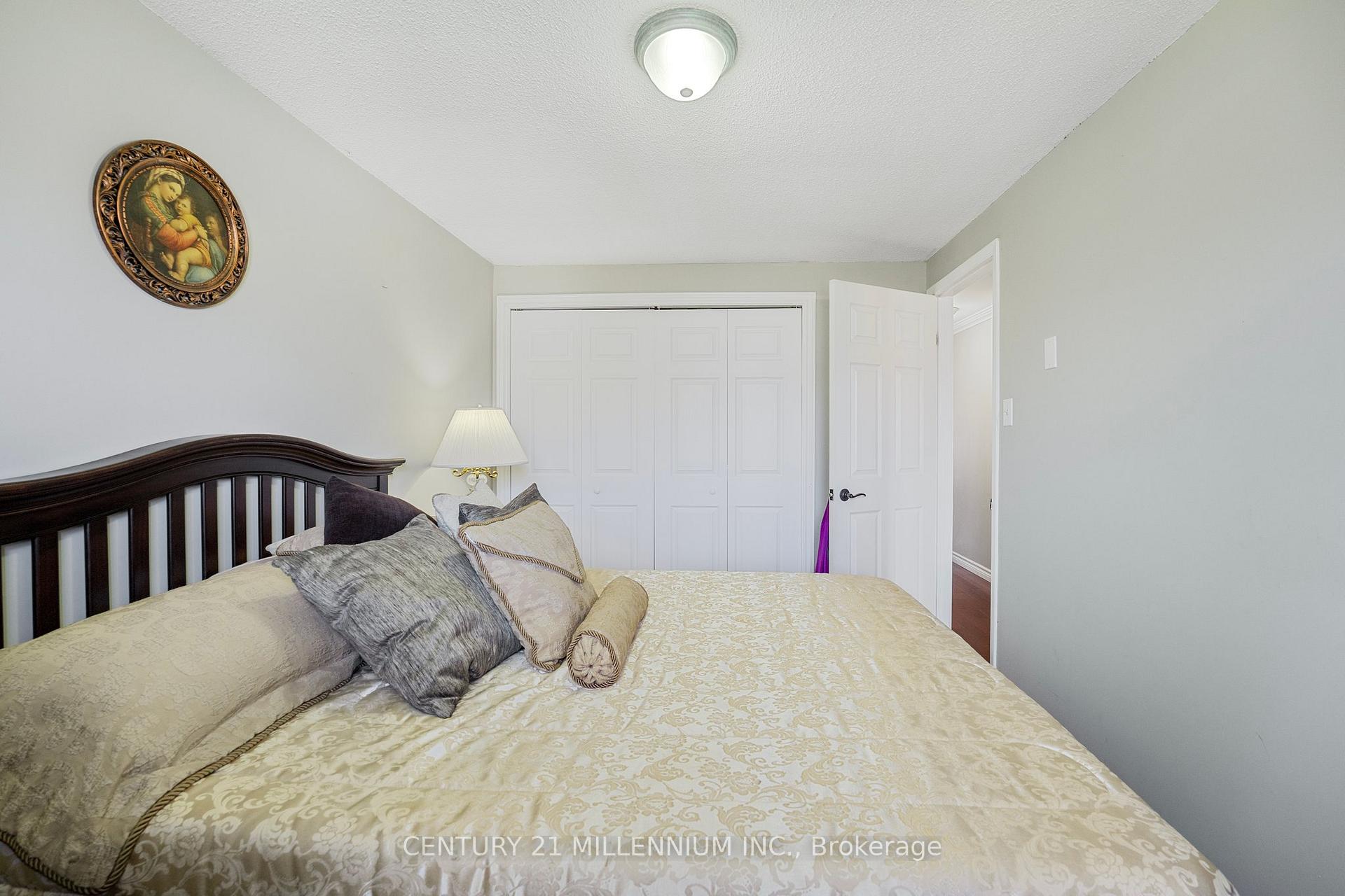 Photo 26 of 7 Coles Street, Barrie, Sunnidale — HOMEH