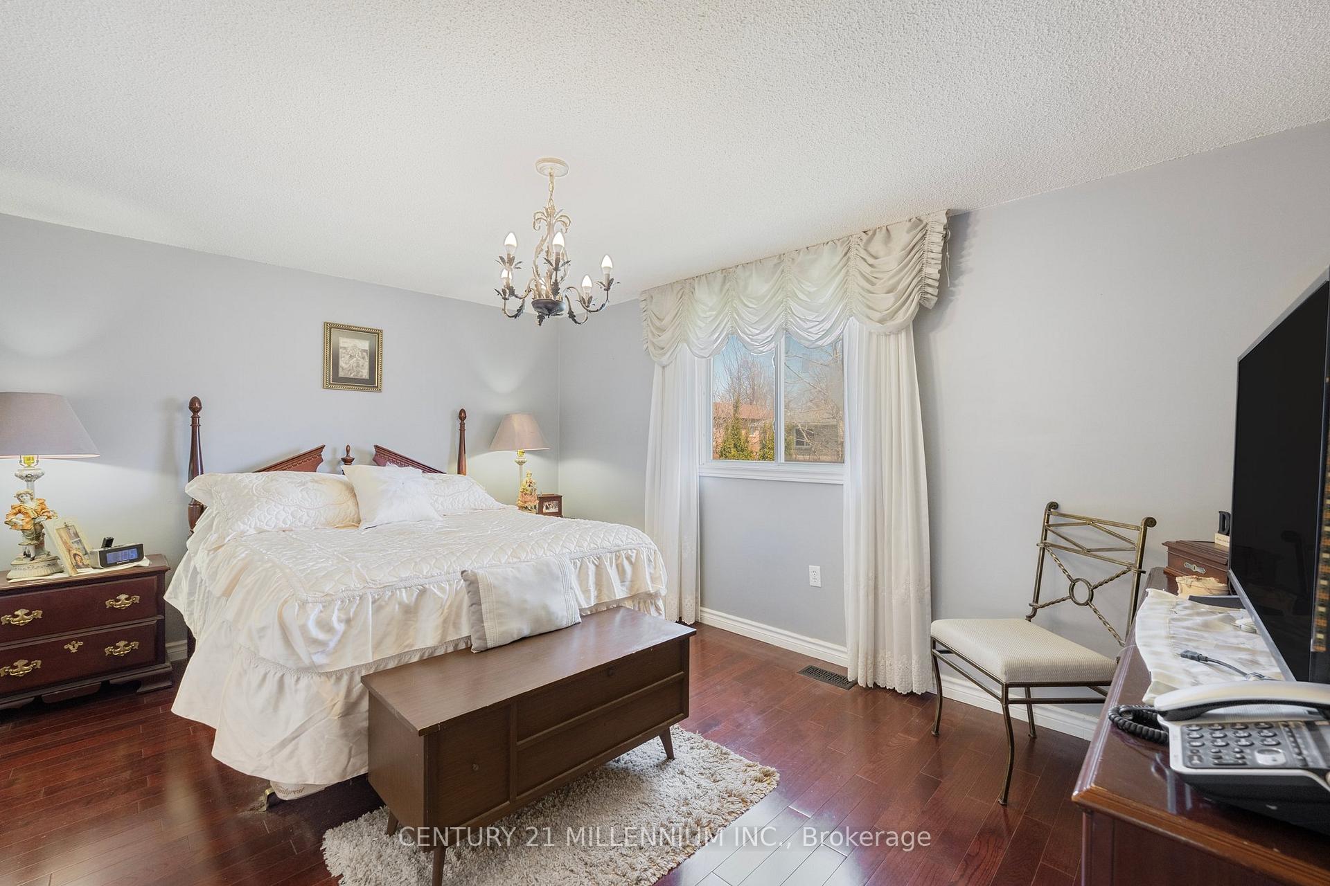 Photo 27 of 7 Coles Street, Barrie, Sunnidale — HOMEH