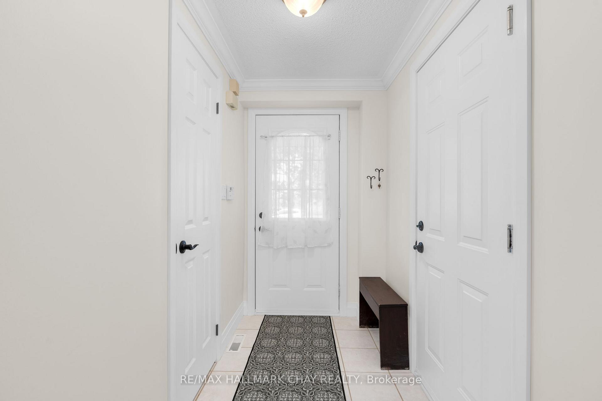 Photo 4 of 133 Cheltenham Road, Barrie, Georgian Drive — HOMEH