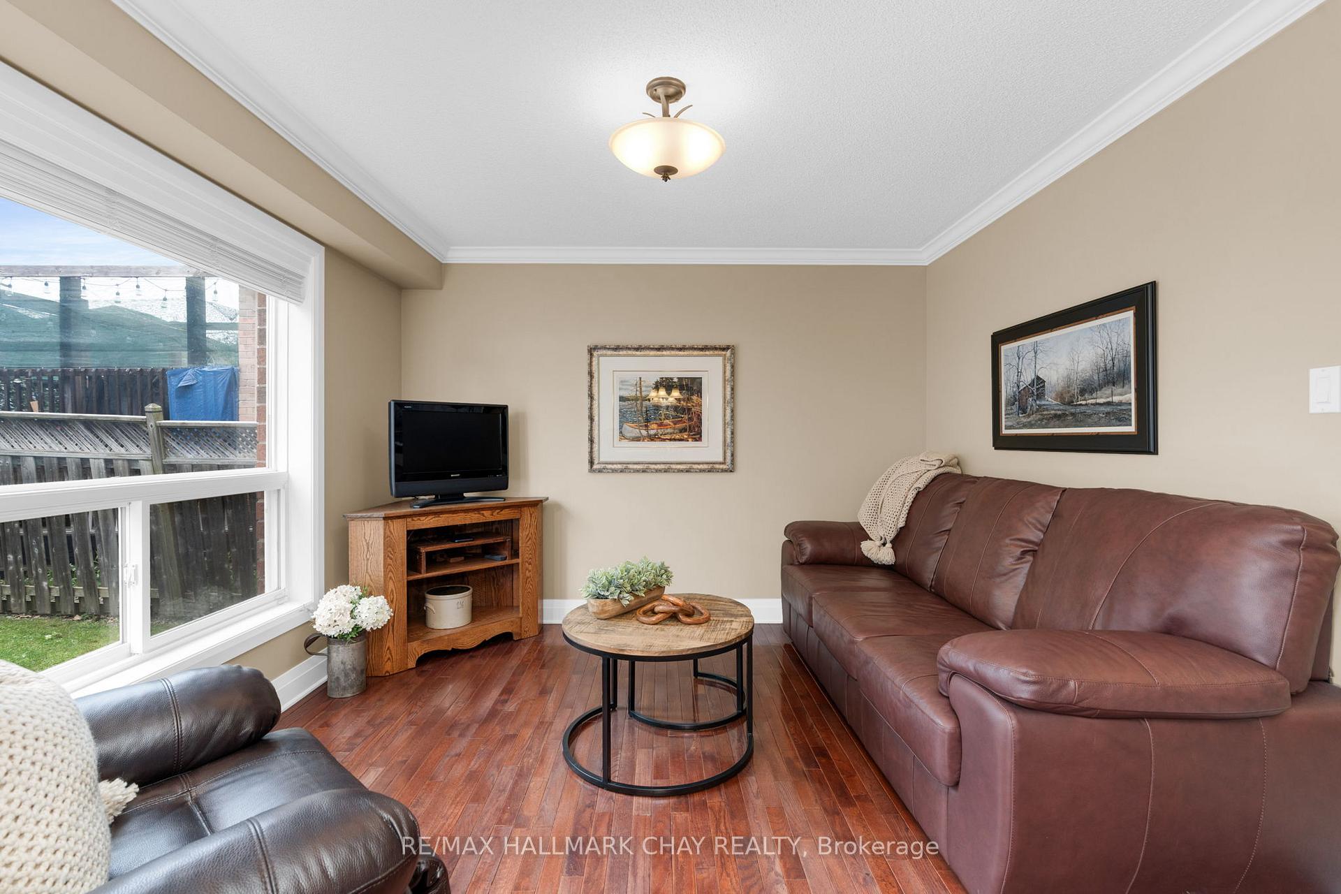 Photo 14 of 133 Cheltenham Road, Barrie, Georgian Drive — HOMEH