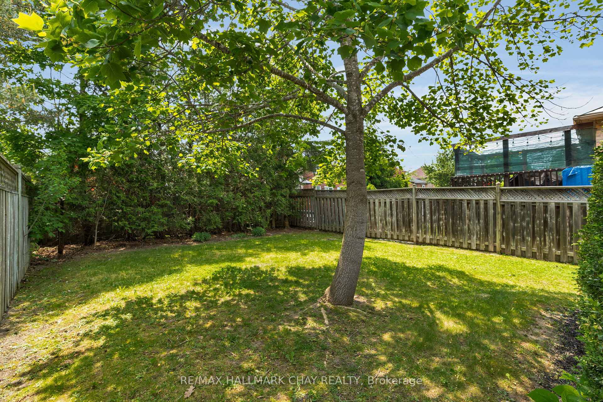 Photo 29 of 133 Cheltenham Road, Barrie, Georgian Drive — HOMEH