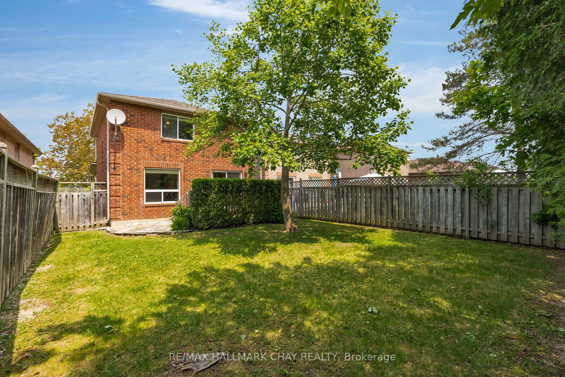 Photo 30 of 133 Cheltenham Road, Barrie, Georgian Drive — HOMEH
