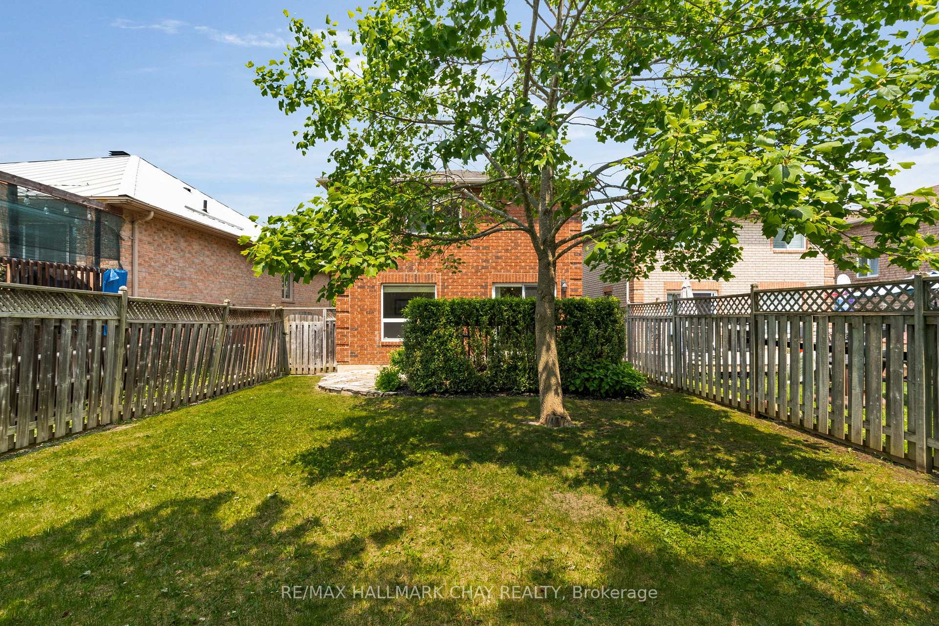 Photo 32 of 133 Cheltenham Road, Barrie, Georgian Drive — HOMEH