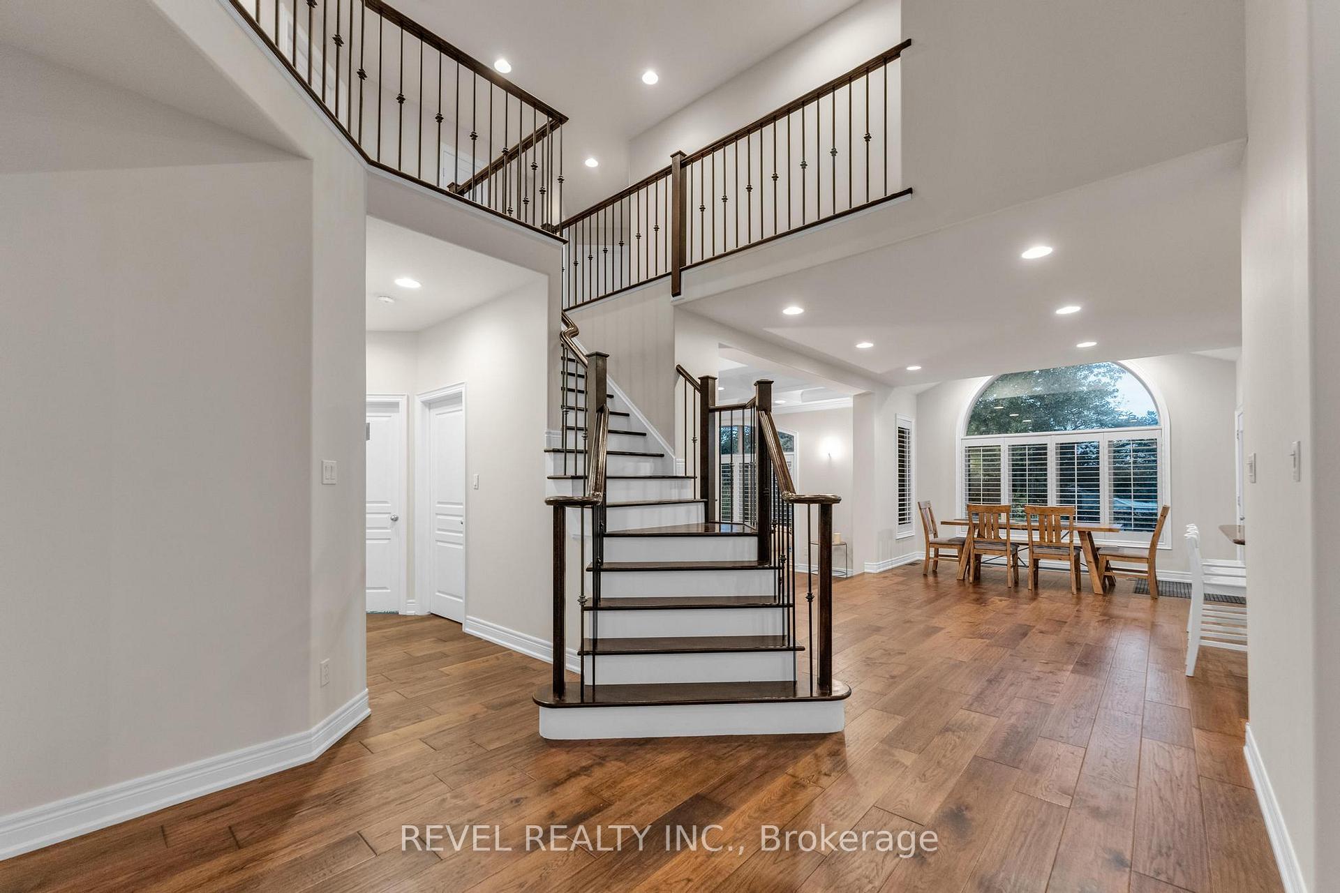 Photo 8 of 13 Switzer Crescent, Hamilton, Binbrook — HOMEH