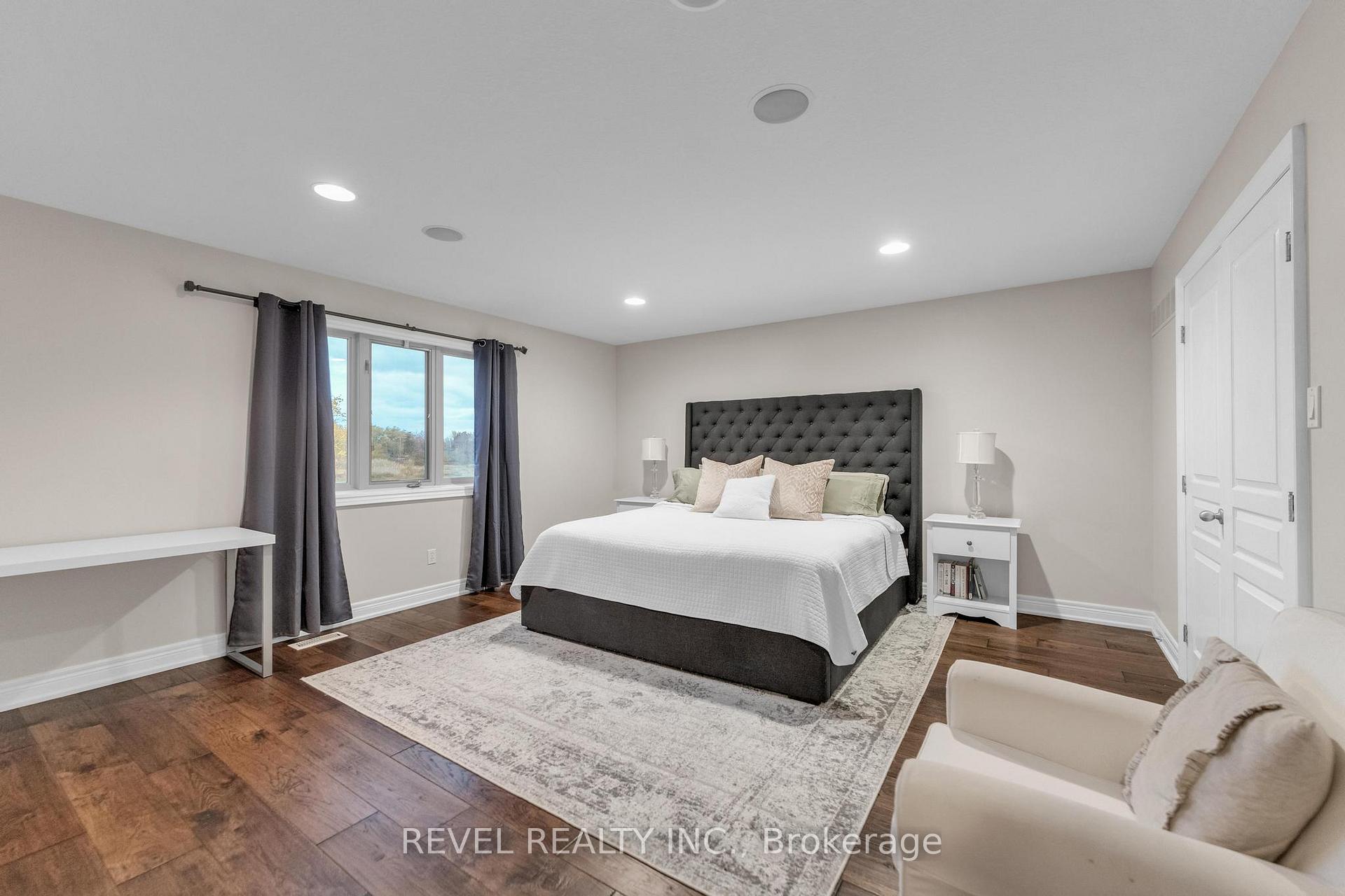 Photo 22 of 13 Switzer Crescent, Hamilton, Binbrook — HOMEH