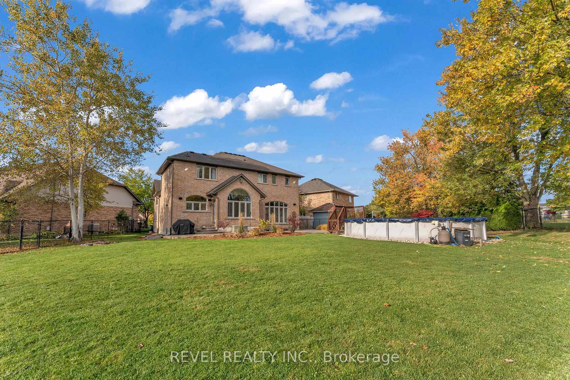 Photo 42 of 13 Switzer Crescent, Hamilton, Binbrook — HOMEH