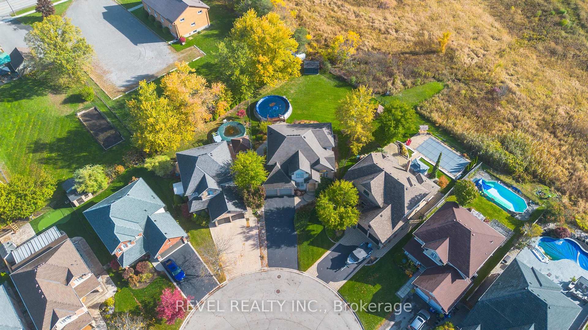 Photo 44 of 13 Switzer Crescent, Hamilton, Binbrook — HOMEH