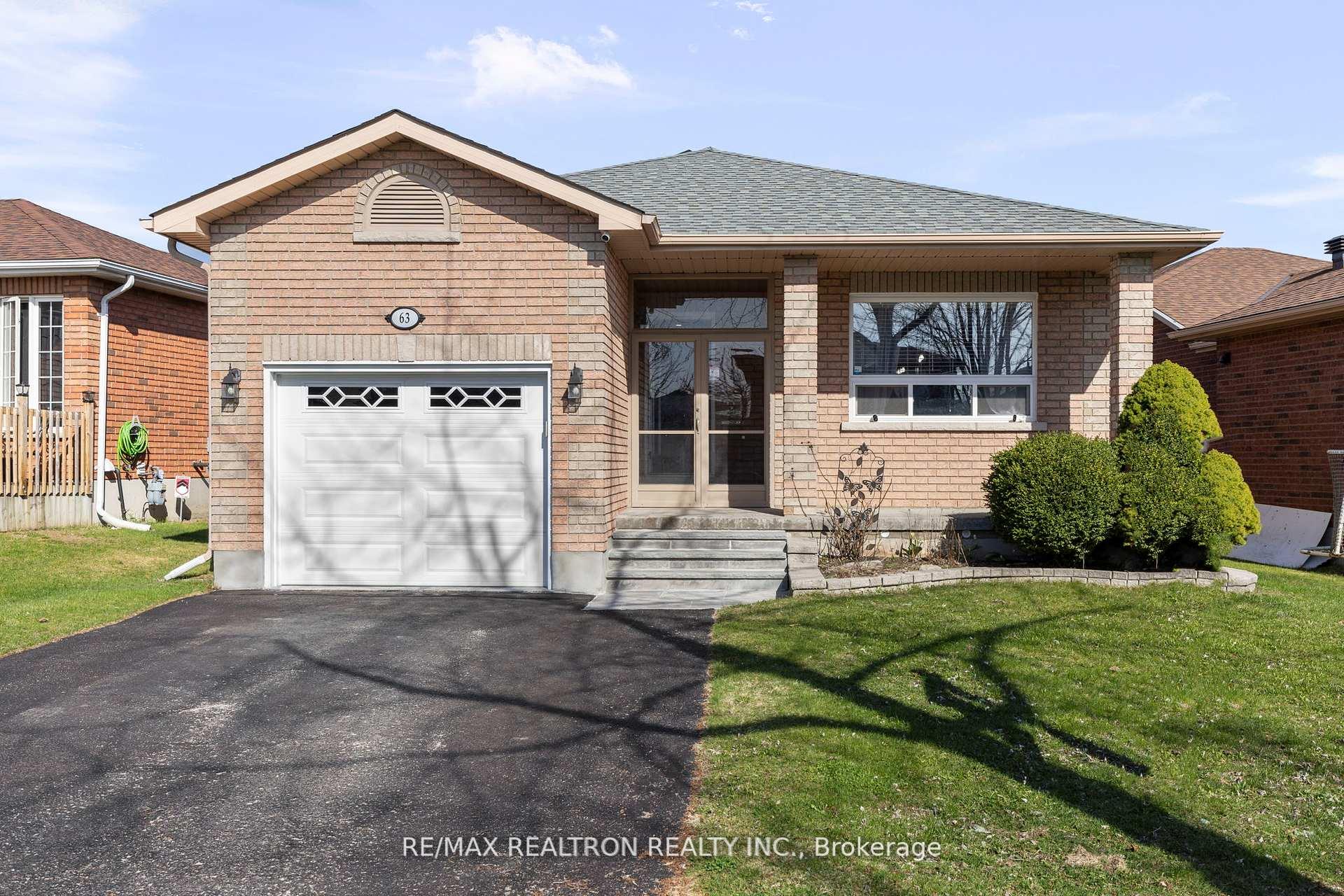 Photo 1 of 63 Butternut Drive, Barrie, Holly — HOMEH