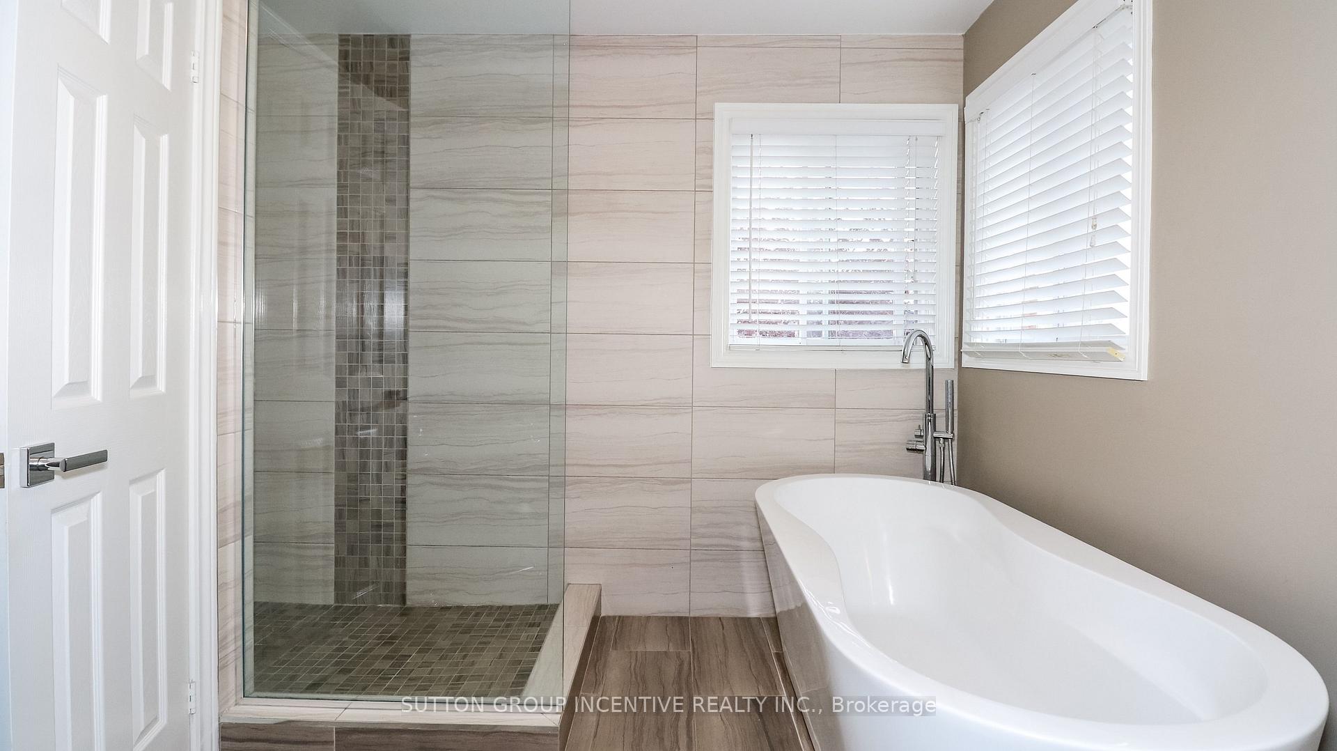 Photo 26 of 69 Brushwood Crescent, Barrie, Bayshore — HOMEH
