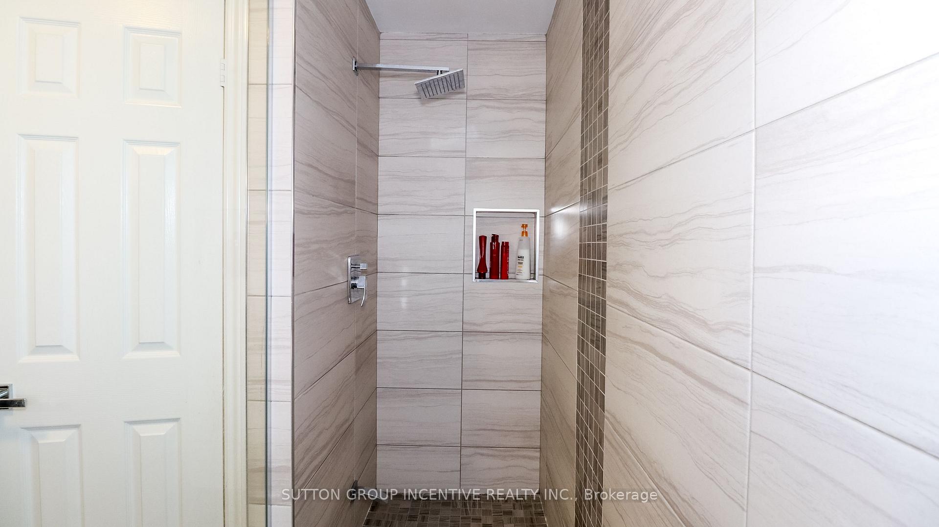 Photo 27 of 69 Brushwood Crescent, Barrie, Bayshore — HOMEH