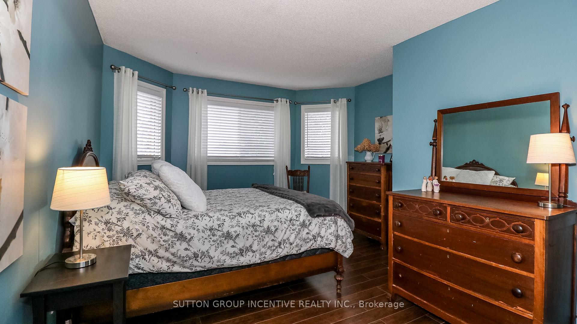 Photo 29 of 69 Brushwood Crescent, Barrie, Bayshore — HOMEH