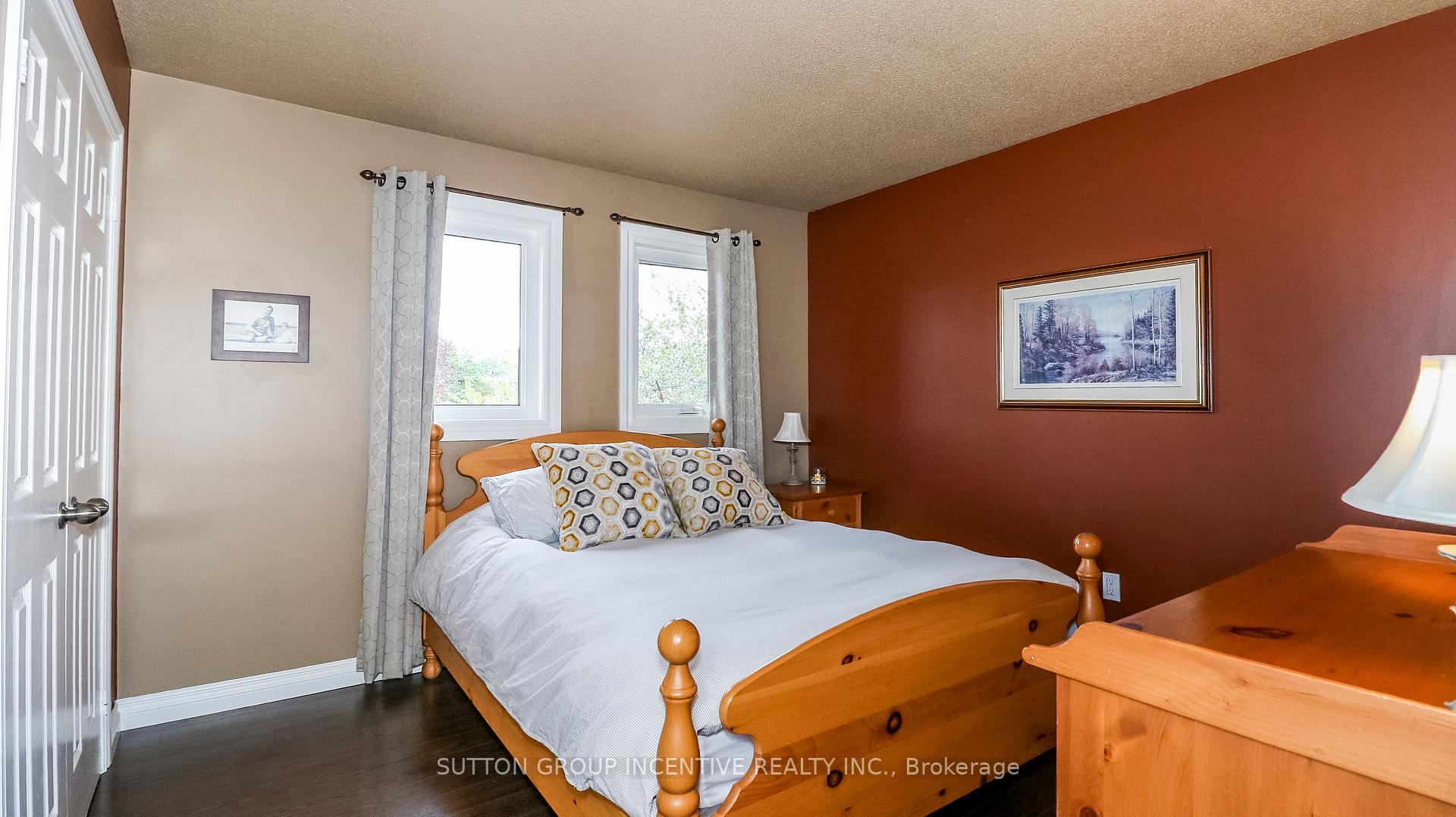 Photo 31 of 69 Brushwood Crescent, Barrie, Bayshore — HOMEH