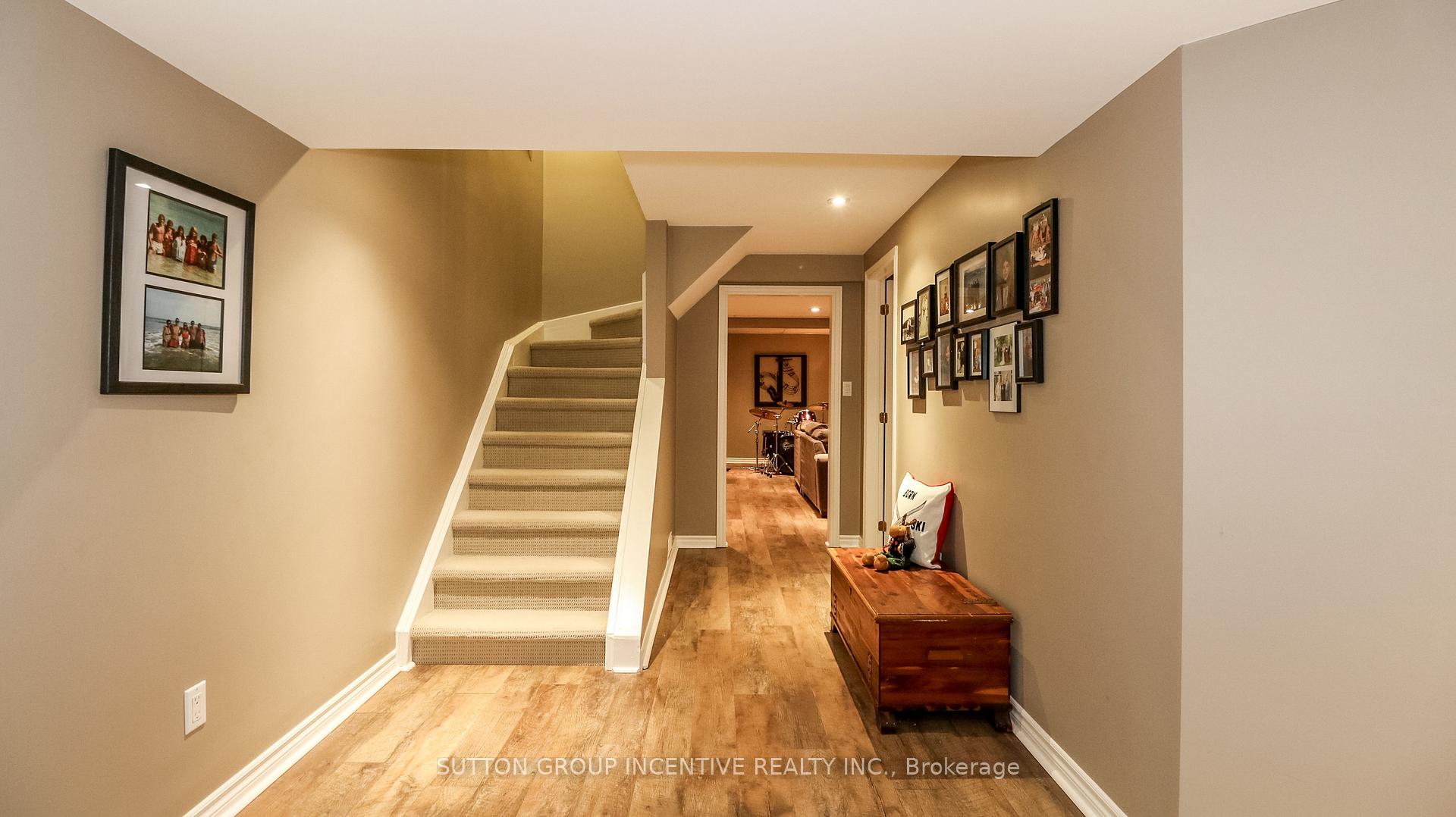 Photo 35 of 69 Brushwood Crescent, Barrie, Bayshore — HOMEH