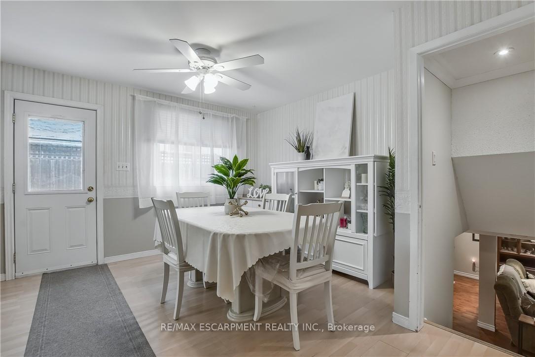 Photo 10 of 79 Gardiner Drive, Hamilton, Gilkson — HOMEH