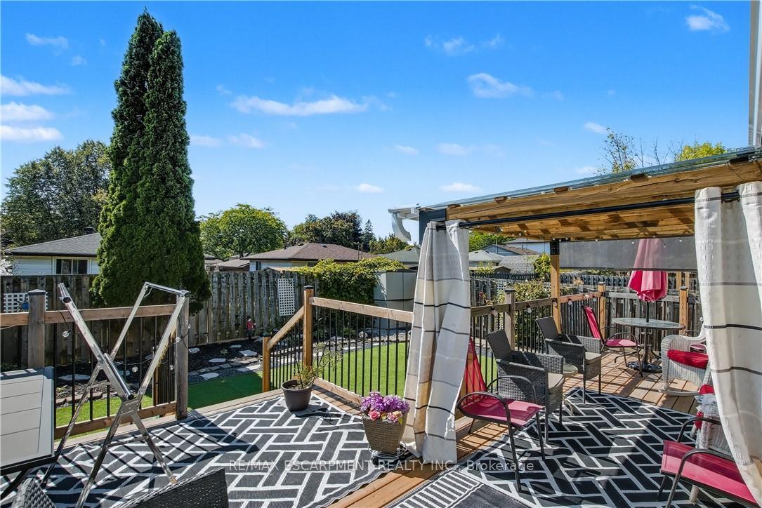 Photo 34 of 79 Gardiner Drive, Hamilton, Gilkson — HOMEH