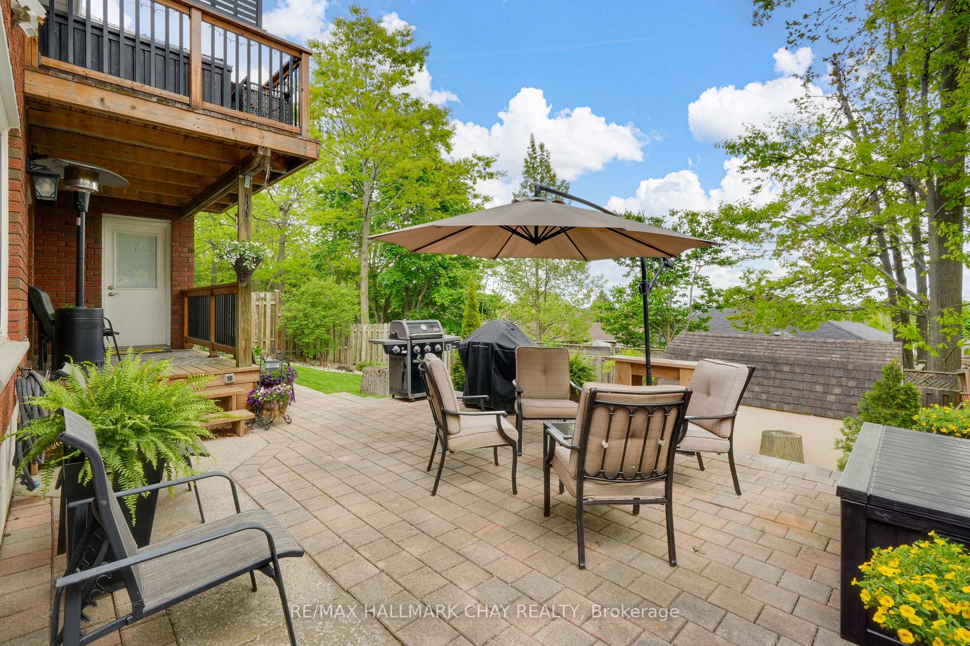 Photo 26 of 135 Fox Run, Barrie, Letitia Heights — HOMEH