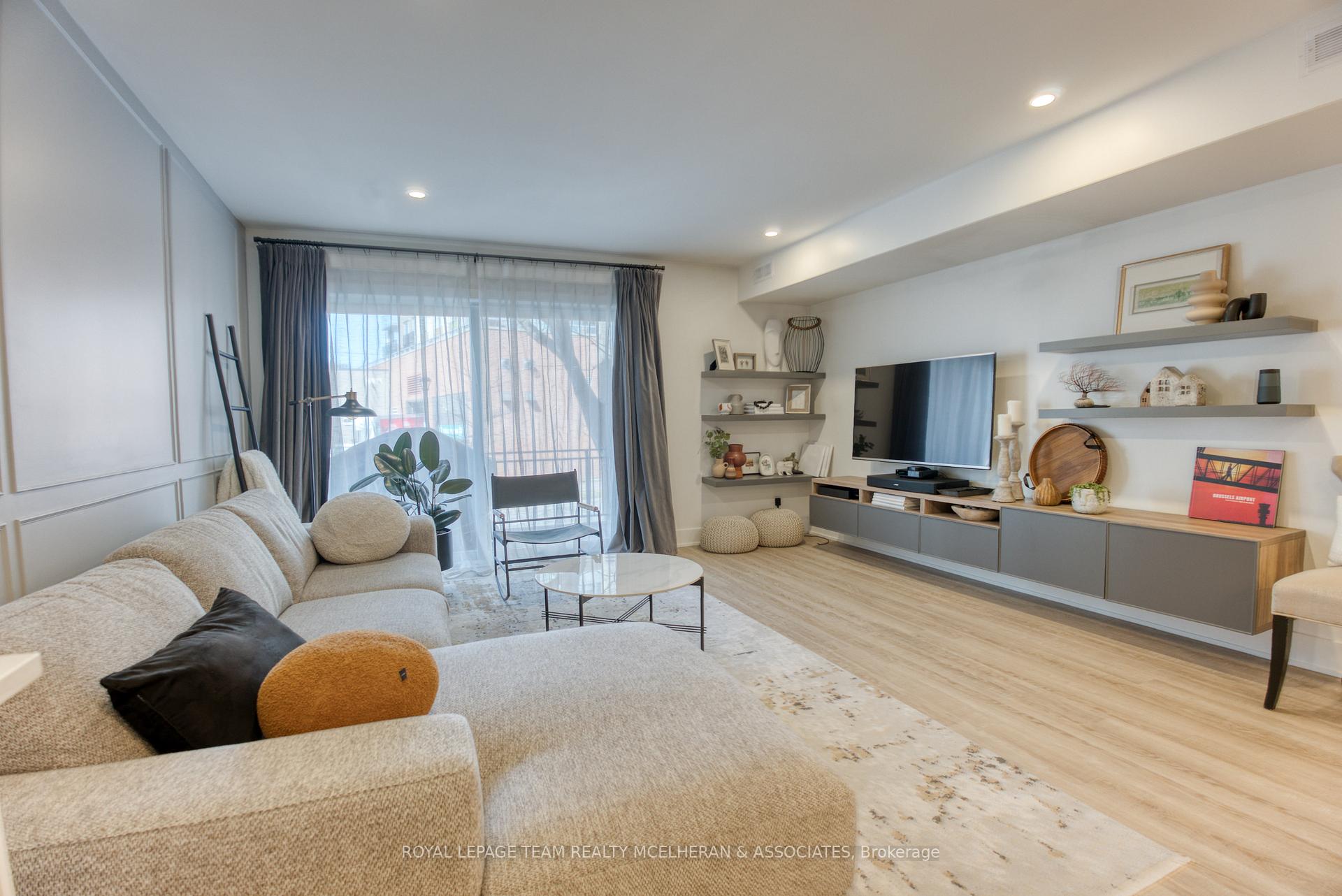 Photo 20 of 576 Byron Avenue, Ottawa, McKellar/Highland — HOMEH