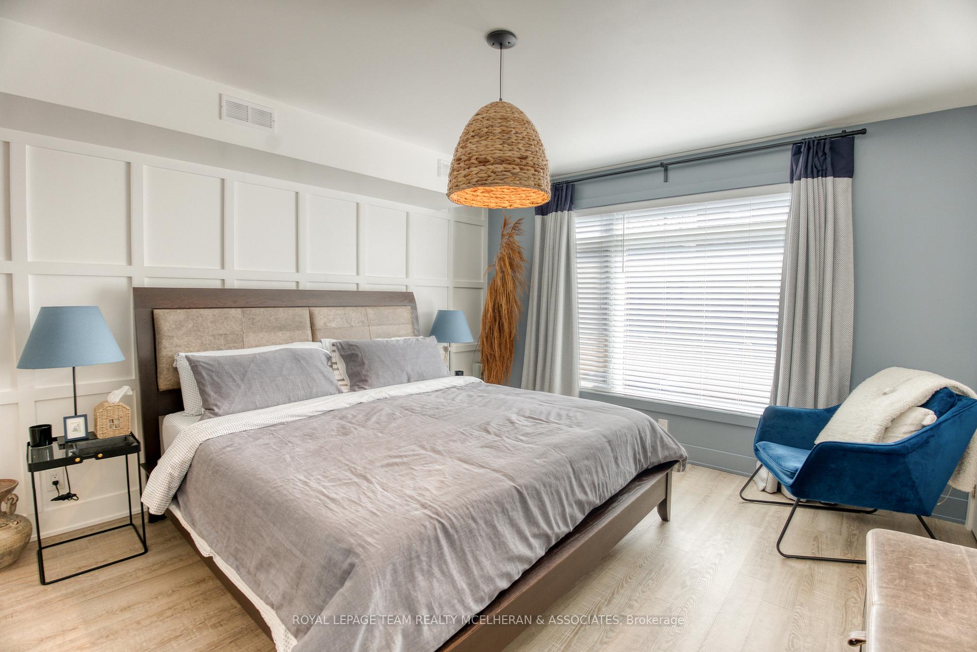 Photo 31 of 576 Byron Avenue, Ottawa, McKellar/Highland — HOMEH