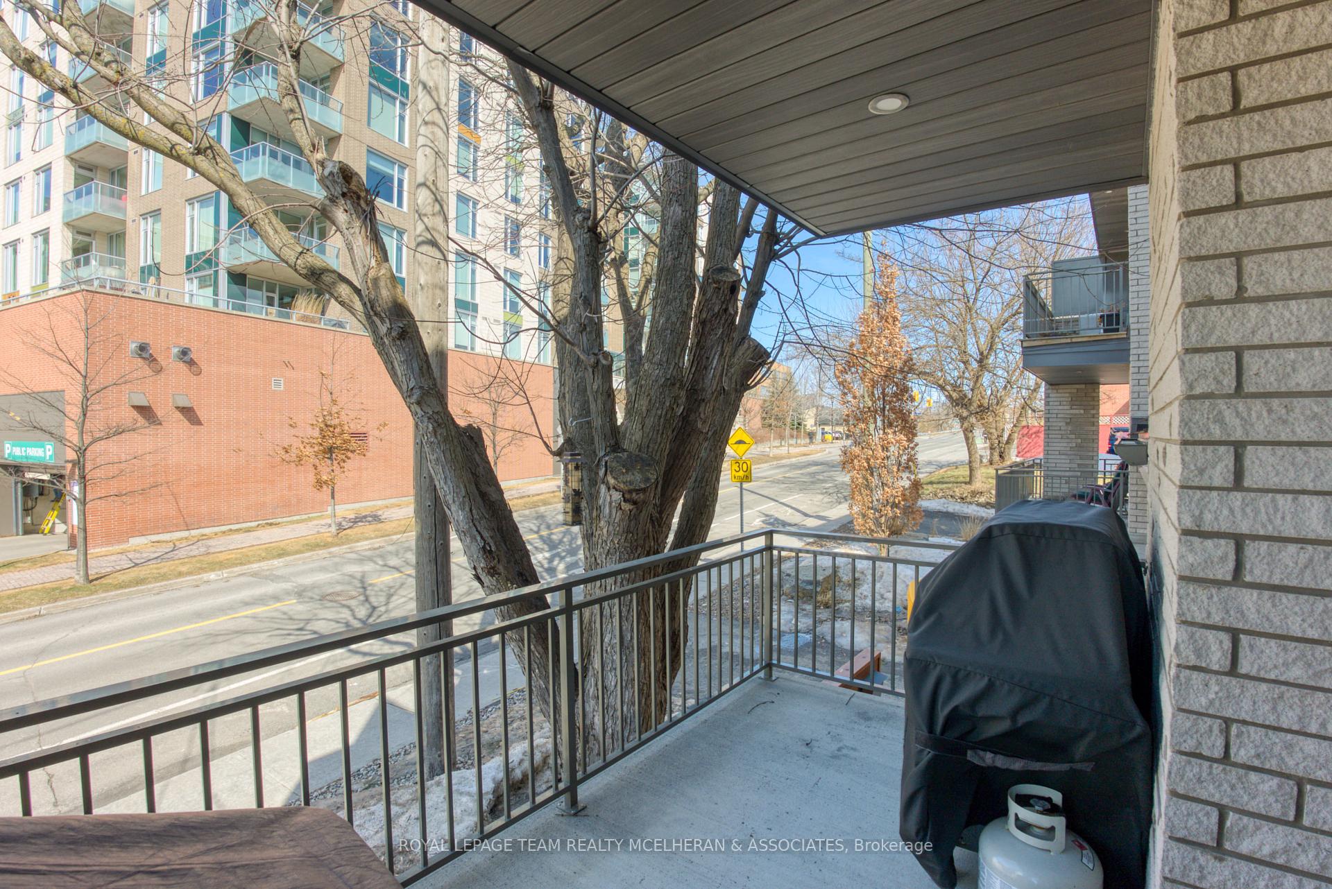 Photo 35 of 576 Byron Avenue, Ottawa, McKellar/Highland — HOMEH
