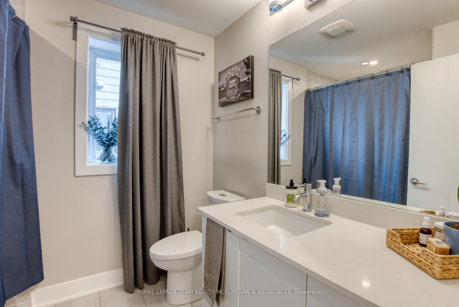 Photo 45 of 576 Byron Avenue, Ottawa, McKellar/Highland — HOMEH