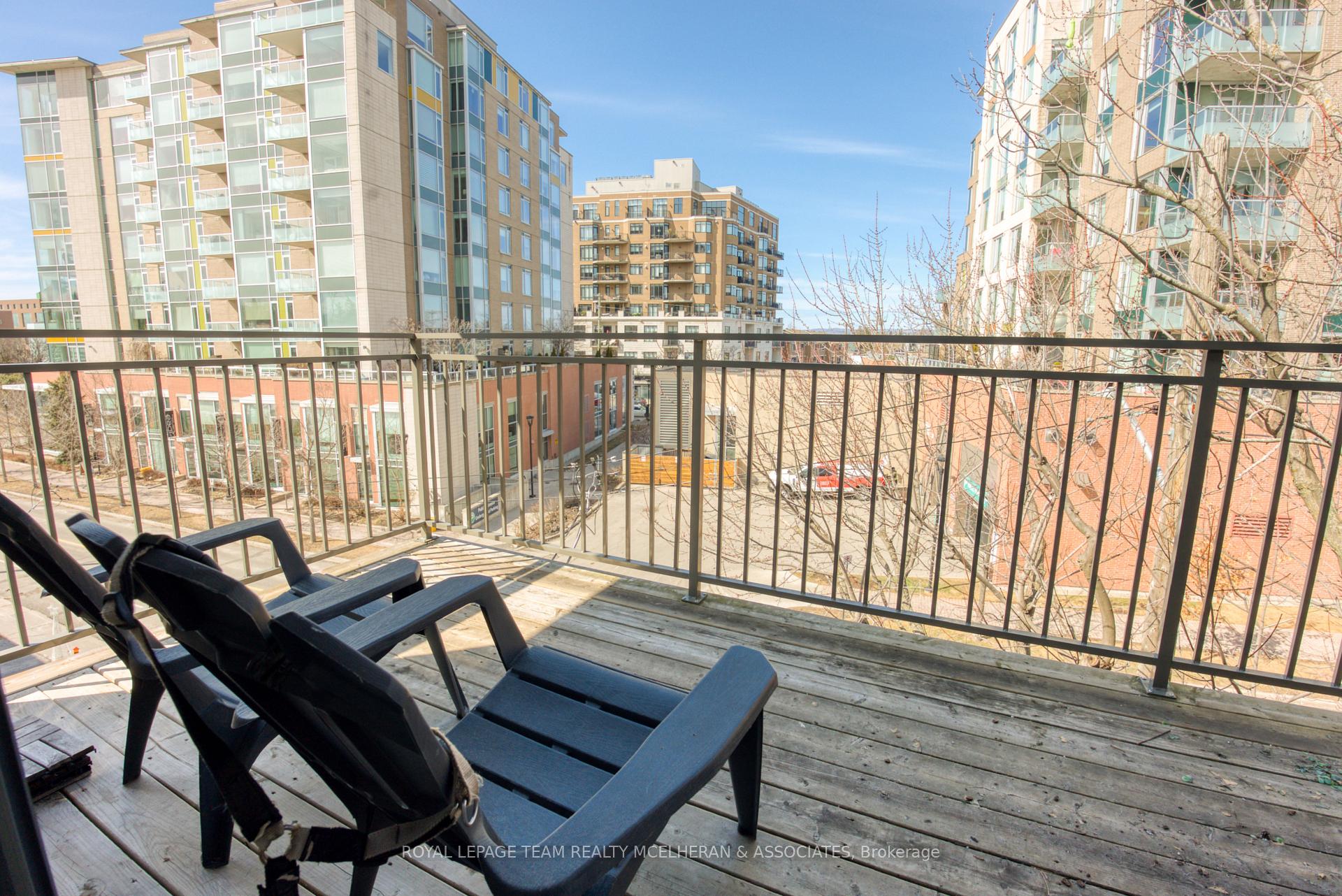 Photo 48 of 576 Byron Avenue, Ottawa, McKellar/Highland — HOMEH