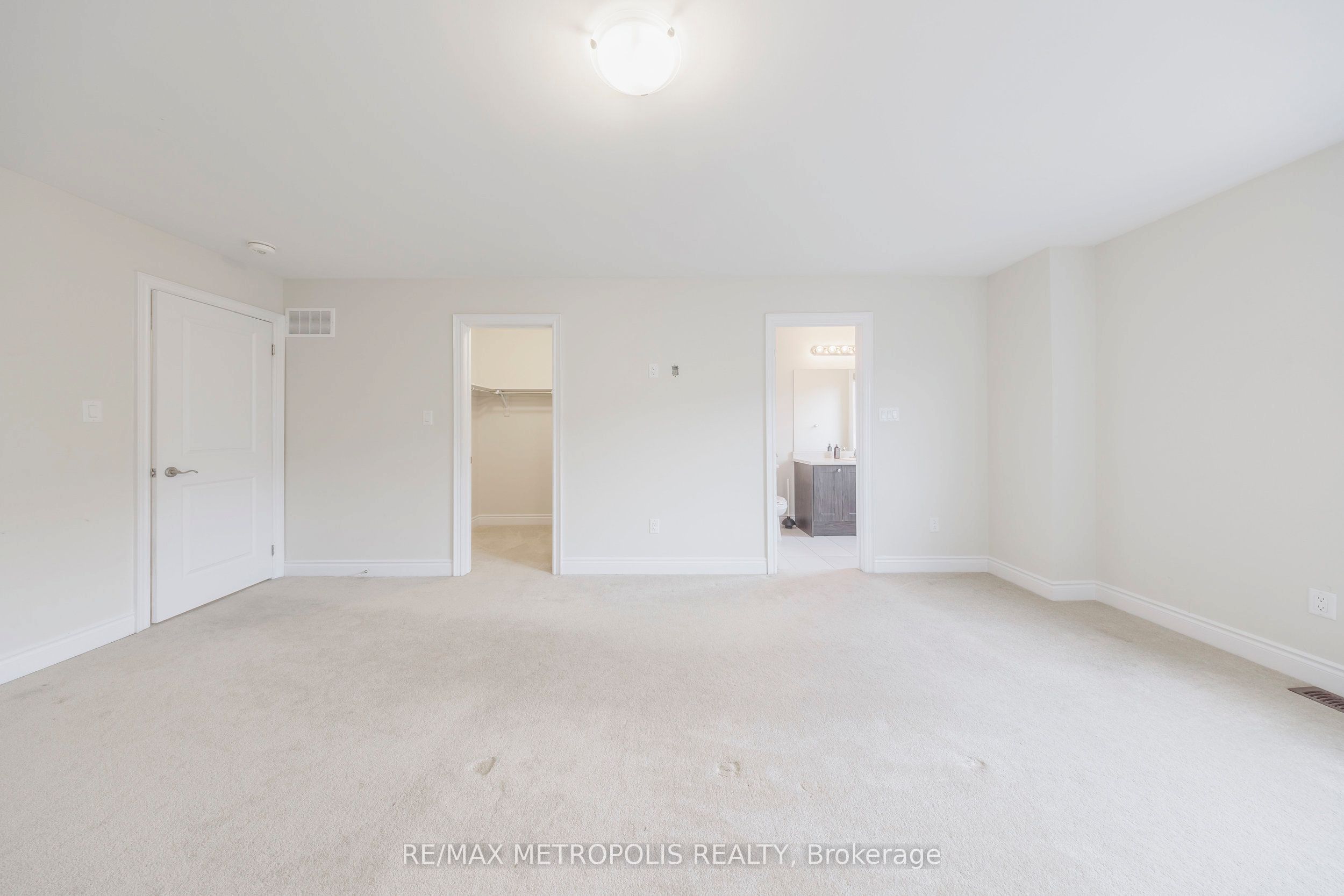 Photo 55 of 67 Lorne Thomas Place N, New Tecumseth, Rural New Tecumseth — HOMEH