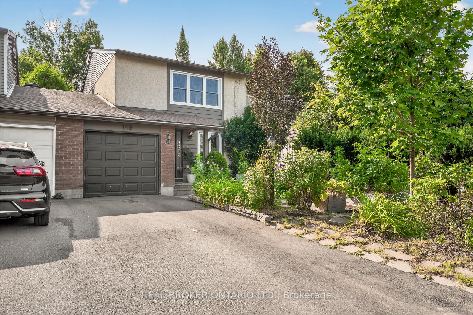 Photo 1 of 148 Burnett's Grove Circle, Ottawa, Barrhaven - Pheasant Run — HOMEH