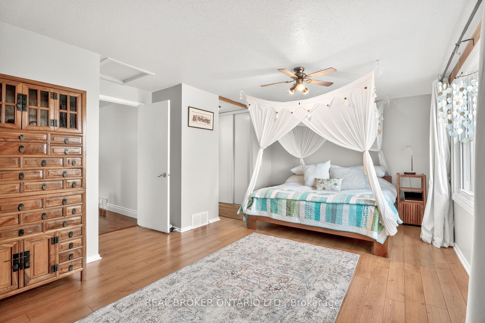 Photo 29 of 148 Burnett's Grove Circle, Ottawa, Barrhaven - Pheasant Run — HOMEH