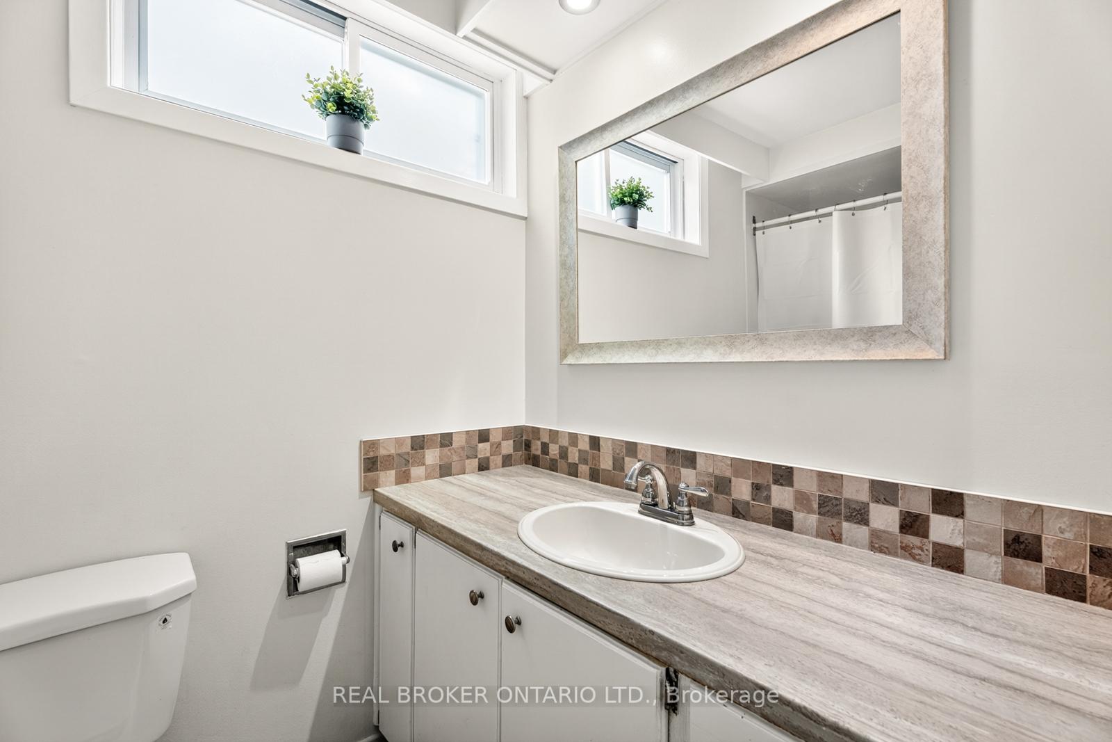 Photo 39 of 148 Burnett's Grove Circle, Ottawa, Barrhaven - Pheasant Run — HOMEH