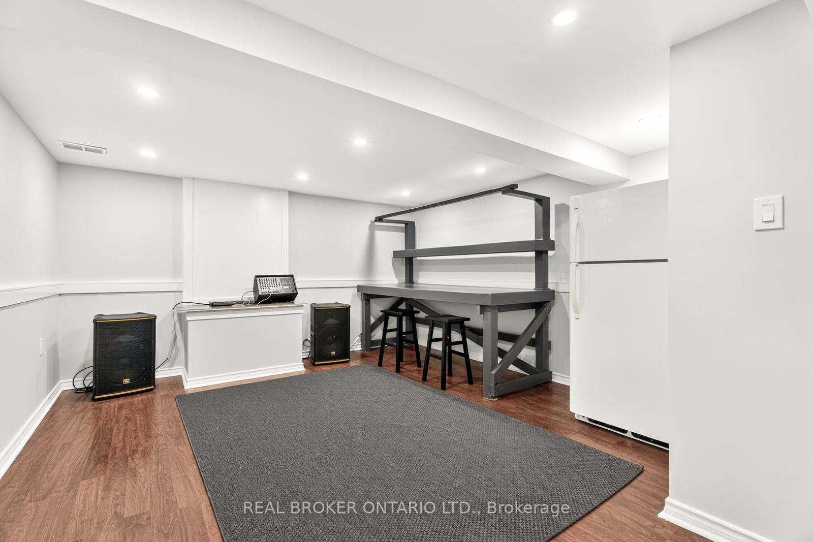 Photo 44 of 148 Burnett's Grove Circle, Ottawa, Barrhaven - Pheasant Run — HOMEH