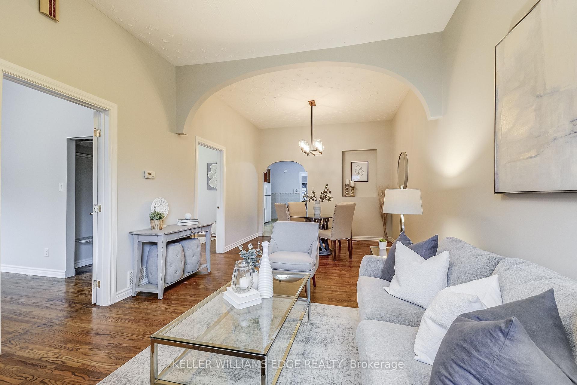 Photo 5 of 235 Emerald Street N, Hamilton, Landsdale — HOMEH