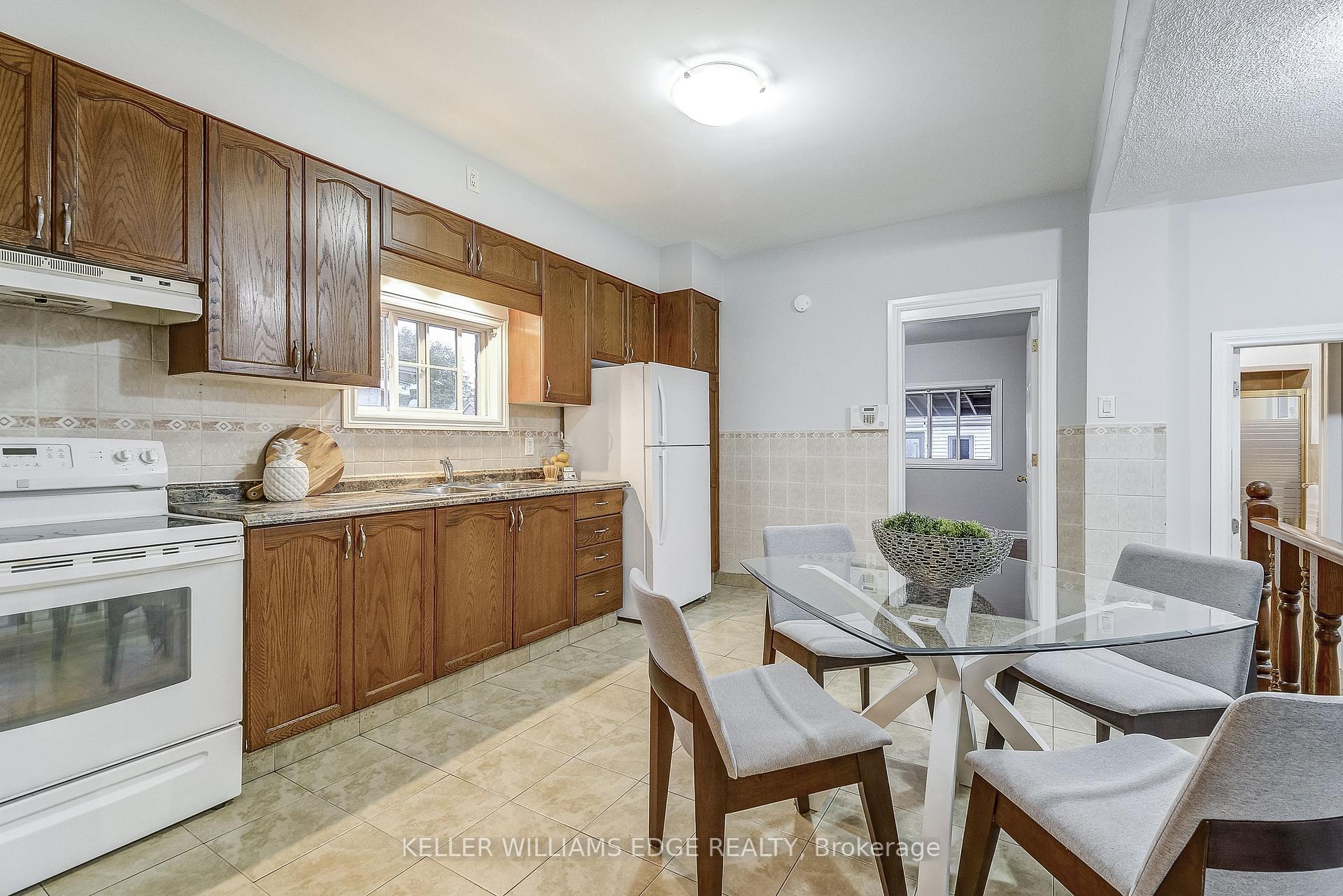 Photo 8 of 235 Emerald Street N, Hamilton, Landsdale — HOMEH
