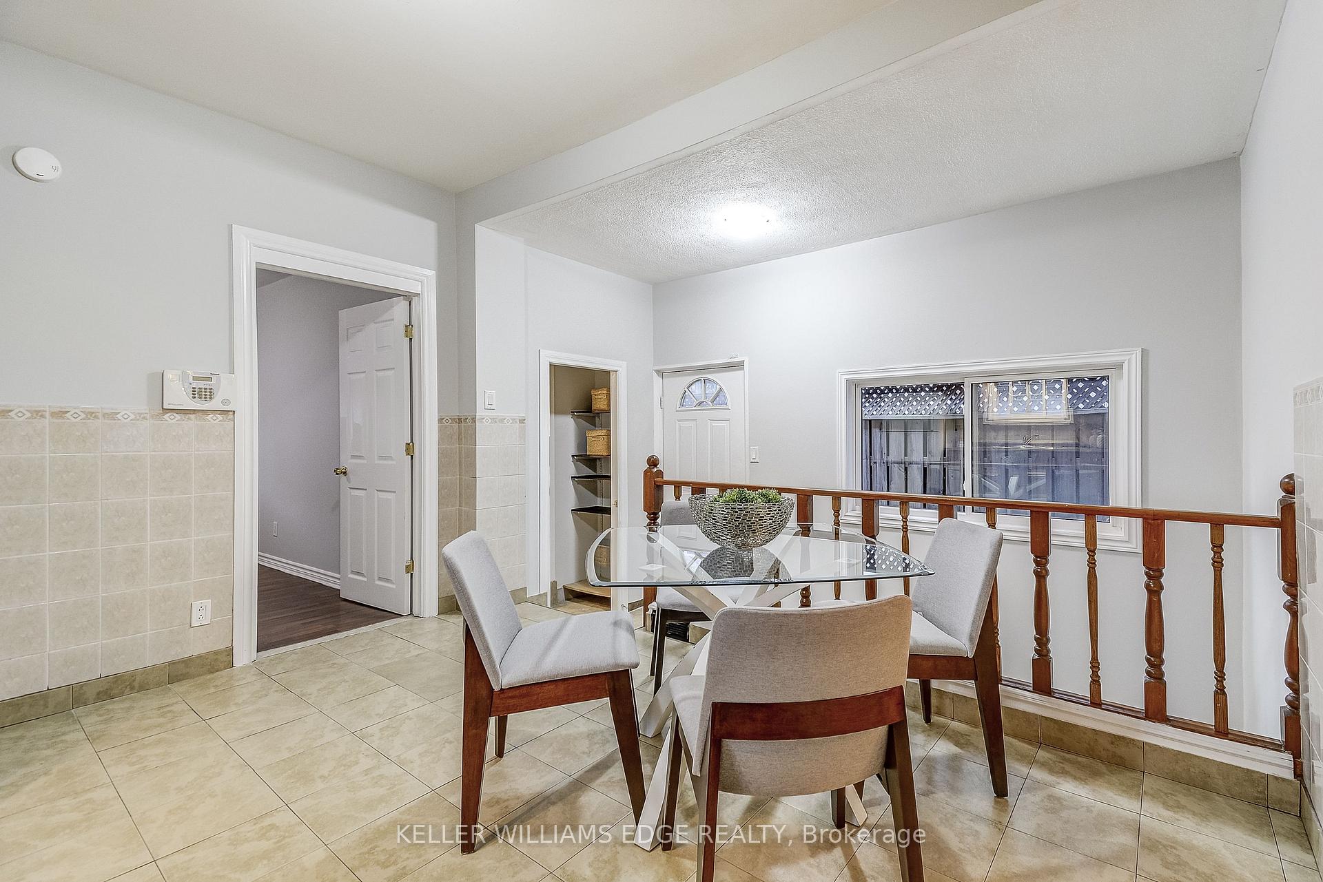 Photo 10 of 235 Emerald Street N, Hamilton, Landsdale — HOMEH