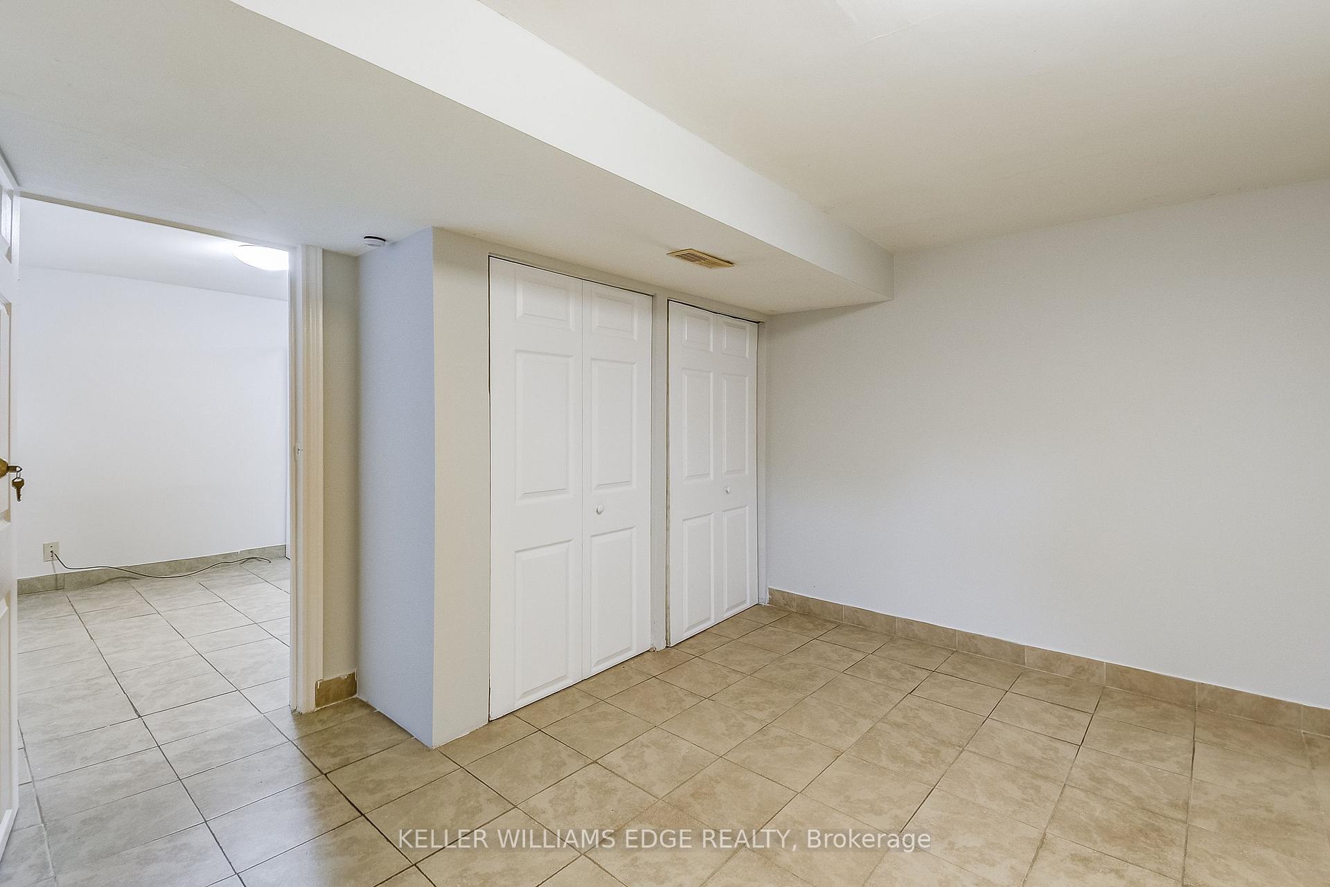 Photo 26 of 235 Emerald Street N, Hamilton, Landsdale — HOMEH