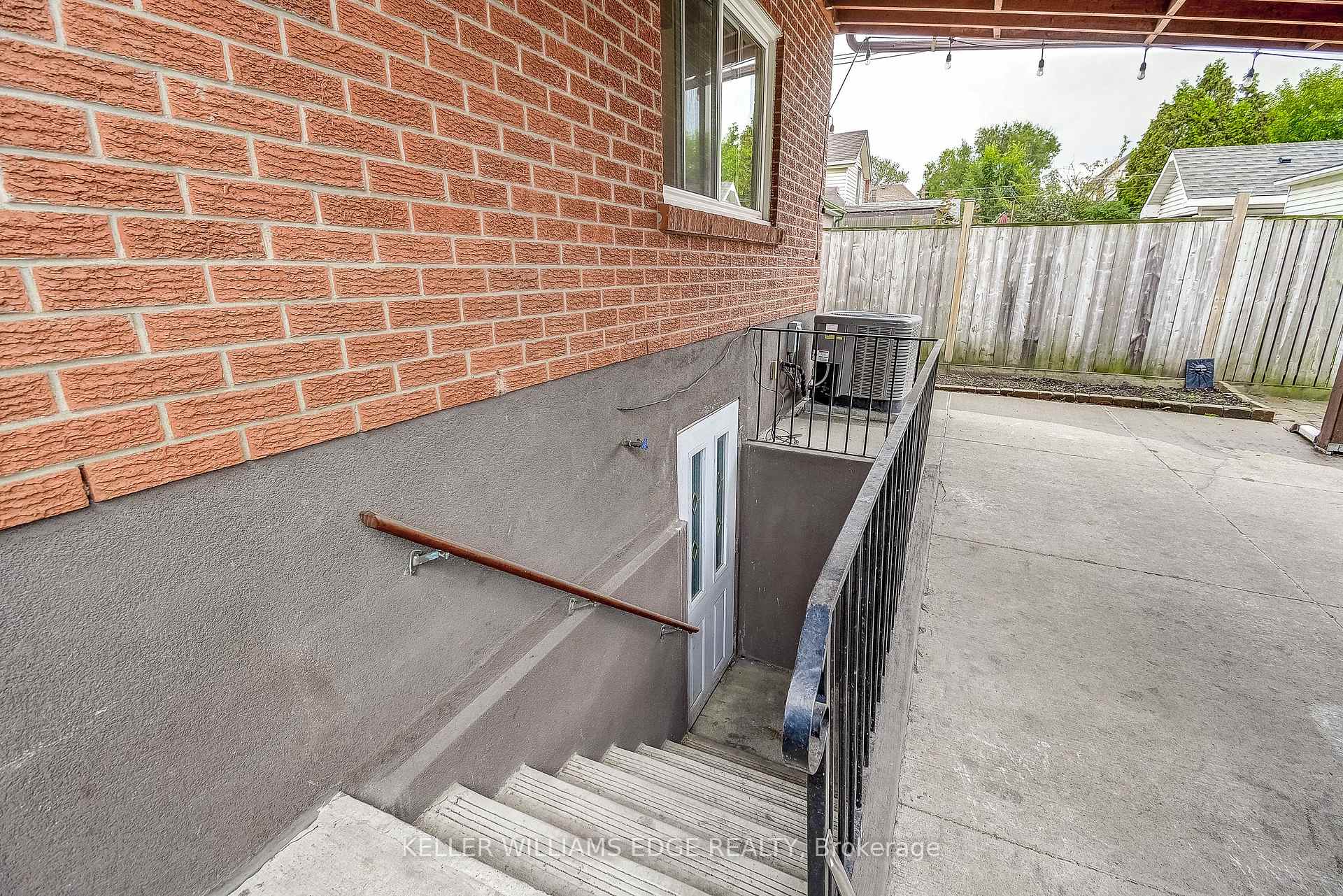 Photo 30 of 235 Emerald Street N, Hamilton, Landsdale — HOMEH
